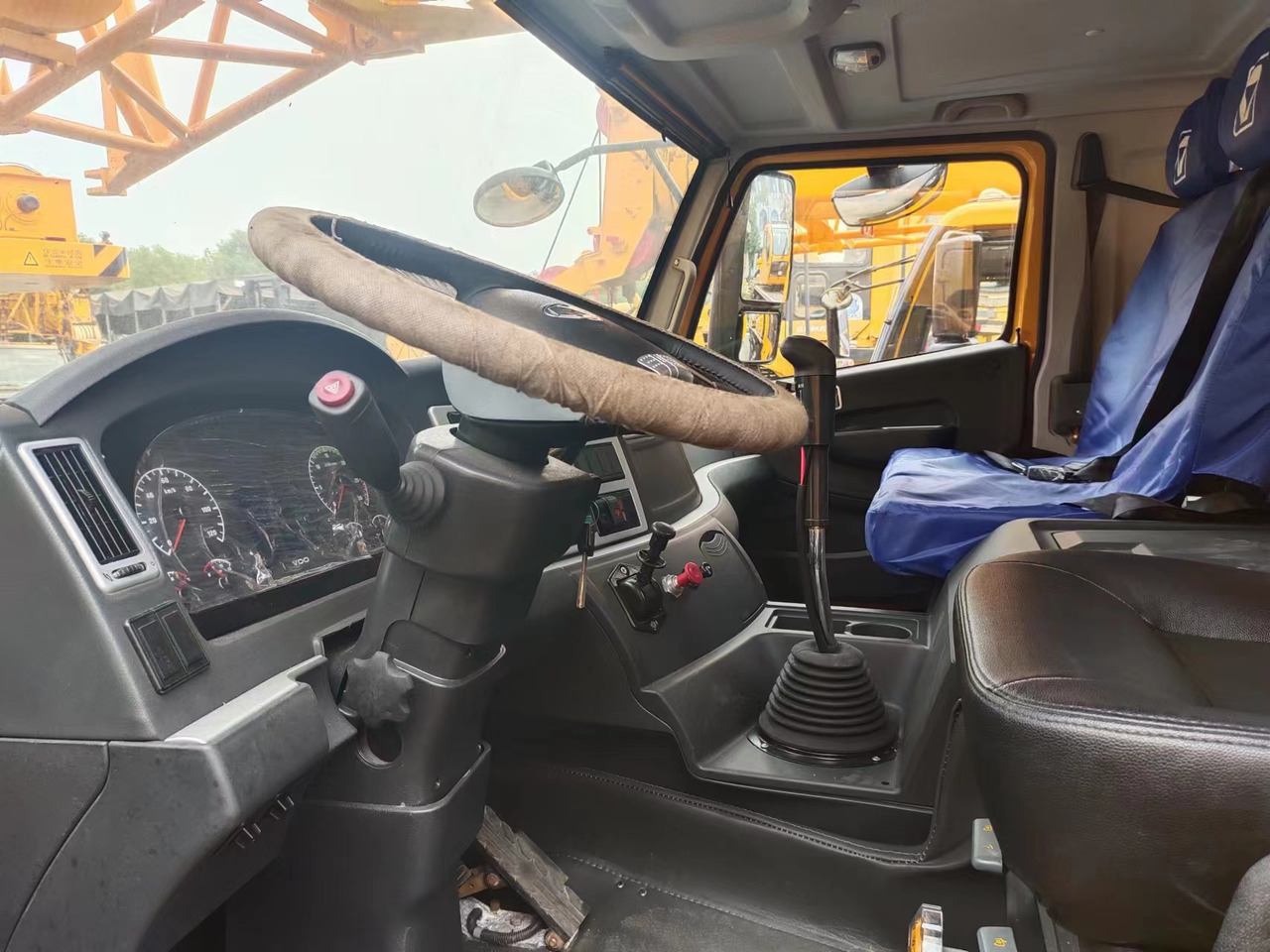XCMG QY70K - Autodizalica: slika 4 XCMG QY70K - Autodizalica: slika 4