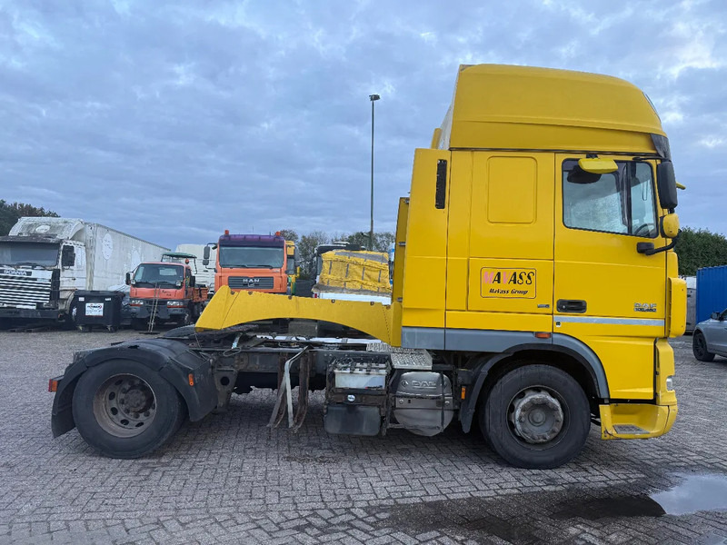 DAF XF 105.460 Tractor unit - Tegljač: slika 4 DAF XF 105.460 Tractor unit - Tegljač: slika 4