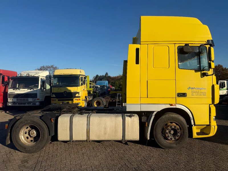 DAF XF 95.430 Tractor Unit - Tegljač: slika 4 DAF XF 95.430 Tractor Unit - Tegljač: slika 4