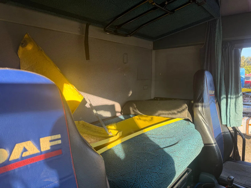 Tegljač DAF XF 95.430 Tractor Unit: slika 15