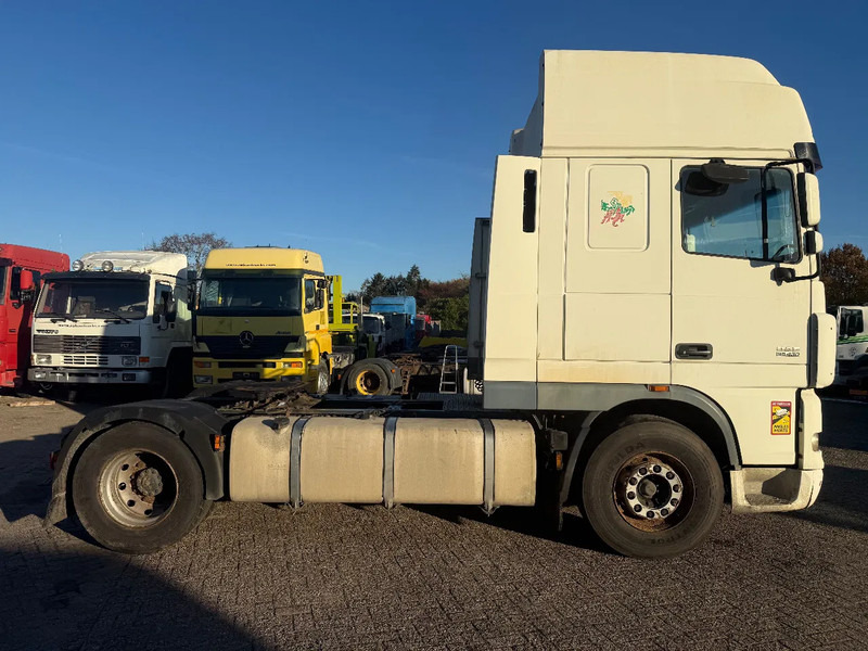 DAF XF 95.430 Tractor Unit - Tegljač: slika 4 DAF XF 95.430 Tractor Unit - Tegljač: slika 4