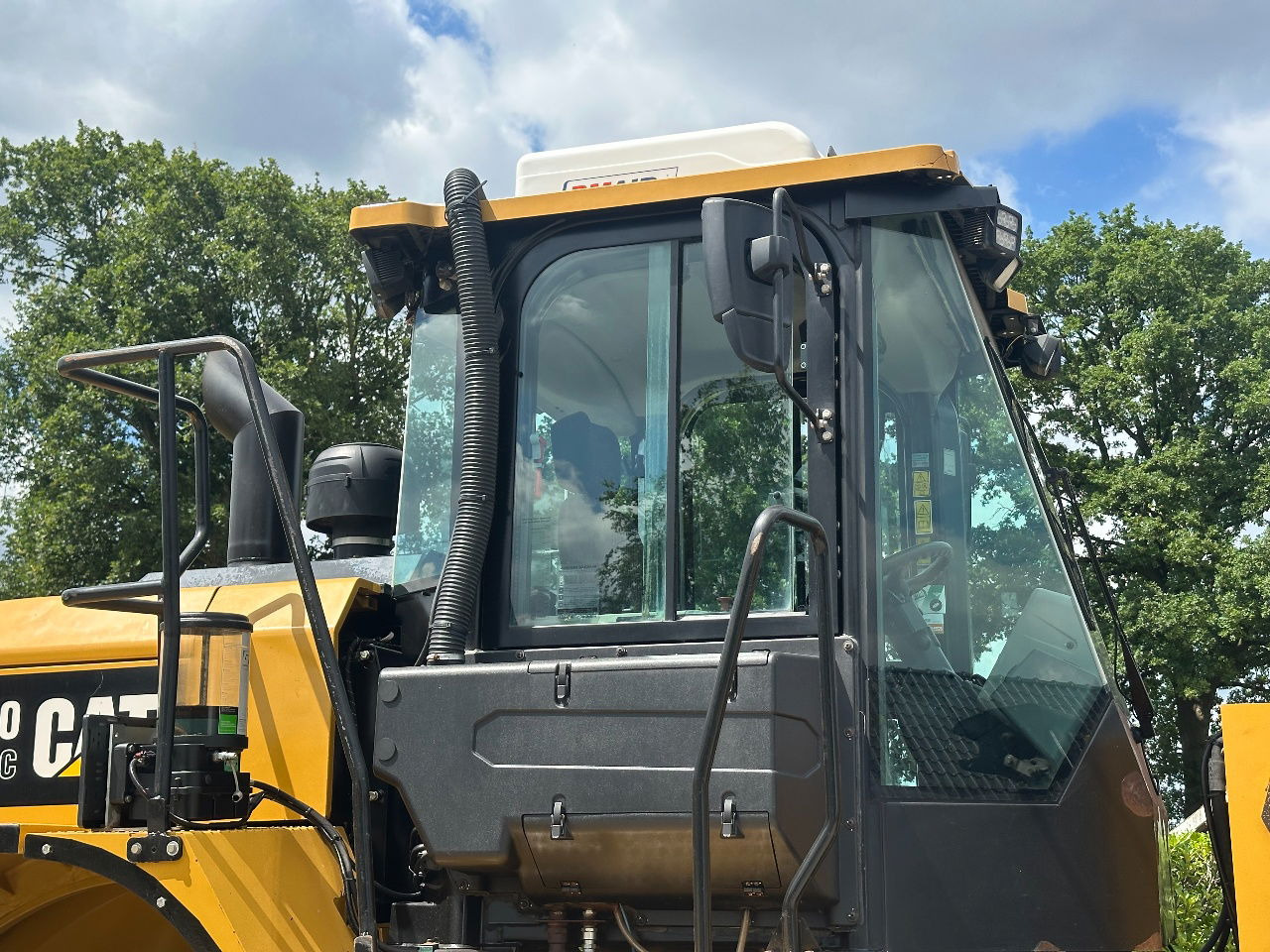 Utovarivač točkaš Caterpillar 950G: slika 25