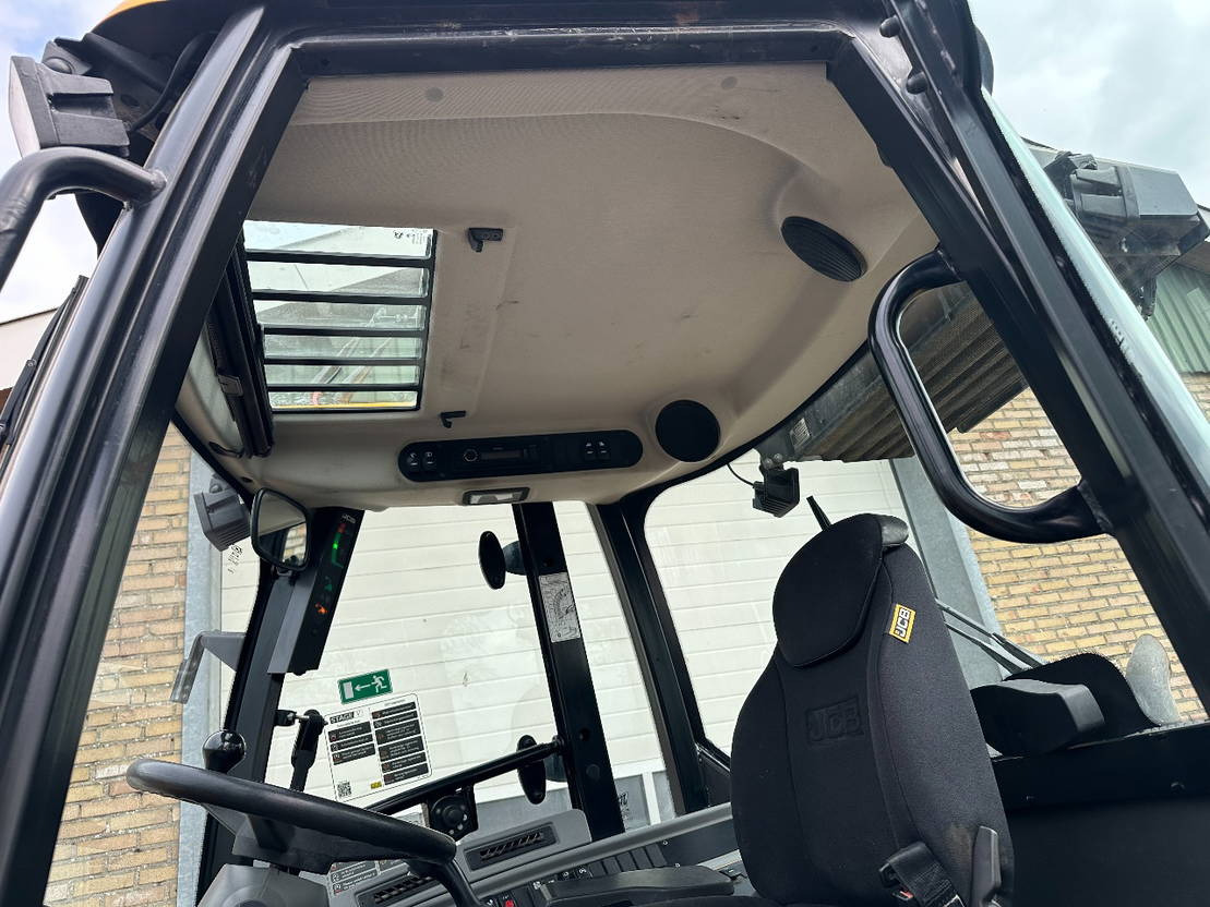 Teleskopski utovarivač na točkovima JCB TM220 SV A: slika 13 Teleskopski utovarivač na točkovima JCB TM220 SV A: slika 13