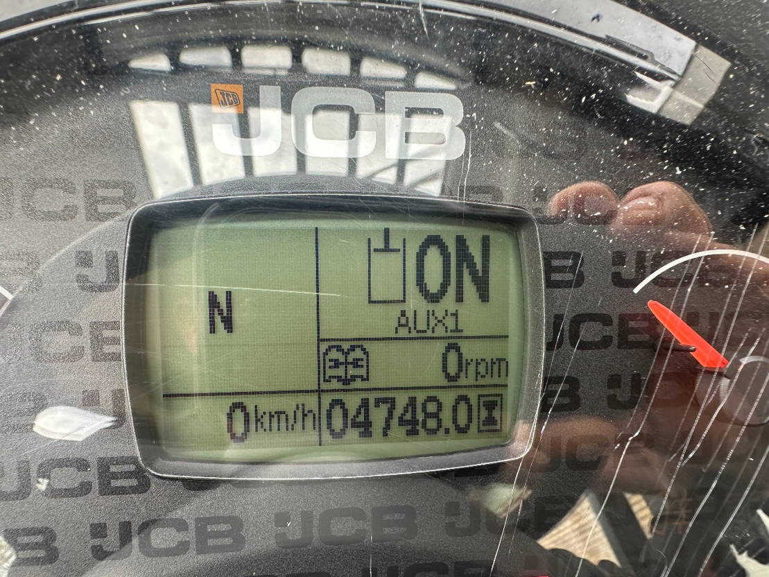 Teleskopski utovarivač na točkovima JCB TM220 SV A: slika 16 Teleskopski utovarivač na točkovima JCB TM220 SV A: slika 16