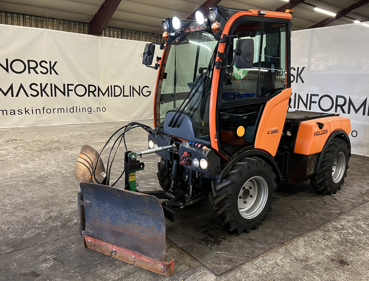 Traktor Holder C250 #TAR INNBYTTE#: slika 1