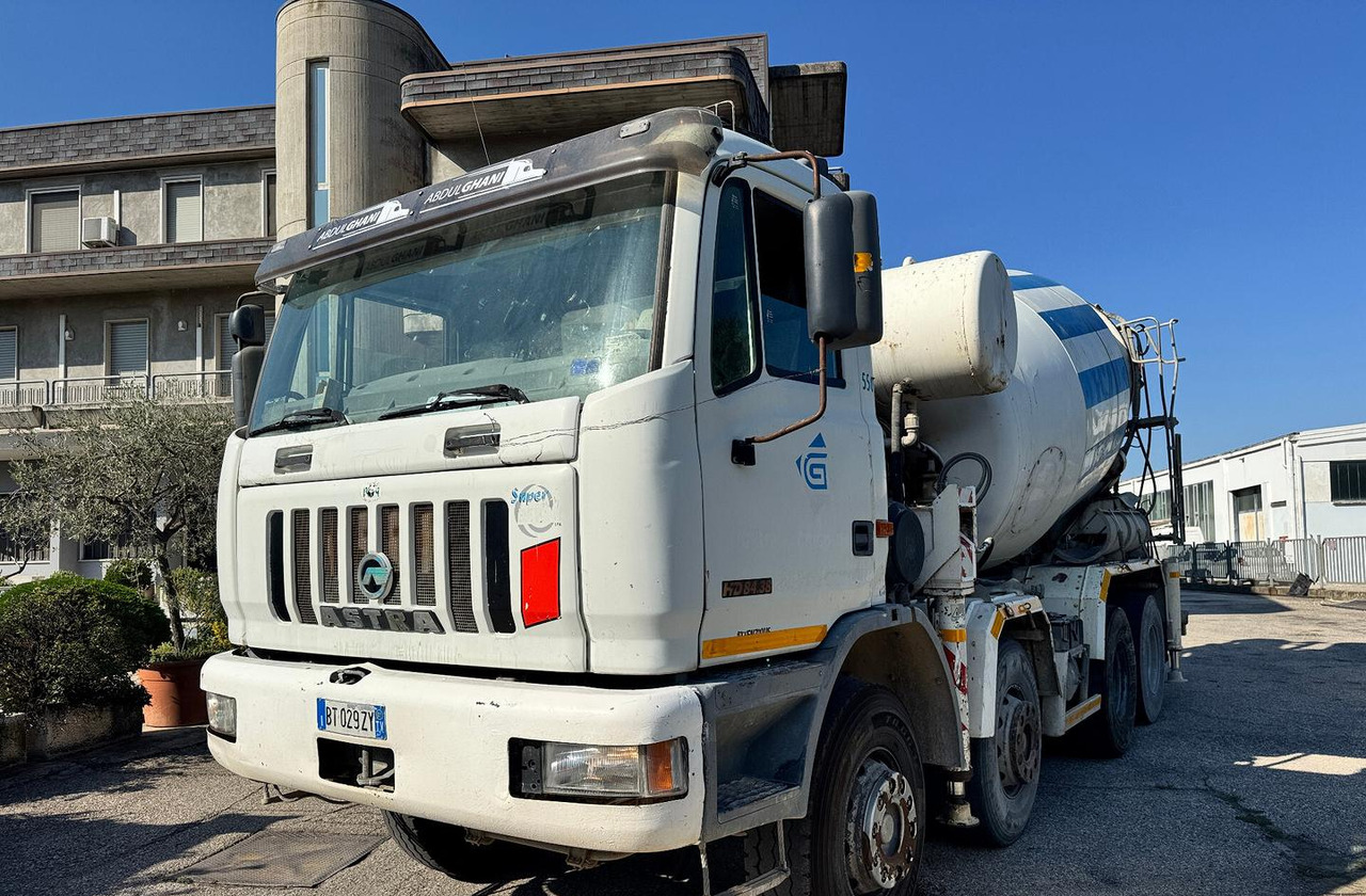 Betonpompa CIFA ASTRA HD84.38 - 2003 - Mikser pumpa: slika 1 Betonpompa CIFA ASTRA HD84.38 - 2003 - Mikser pumpa: slika 1