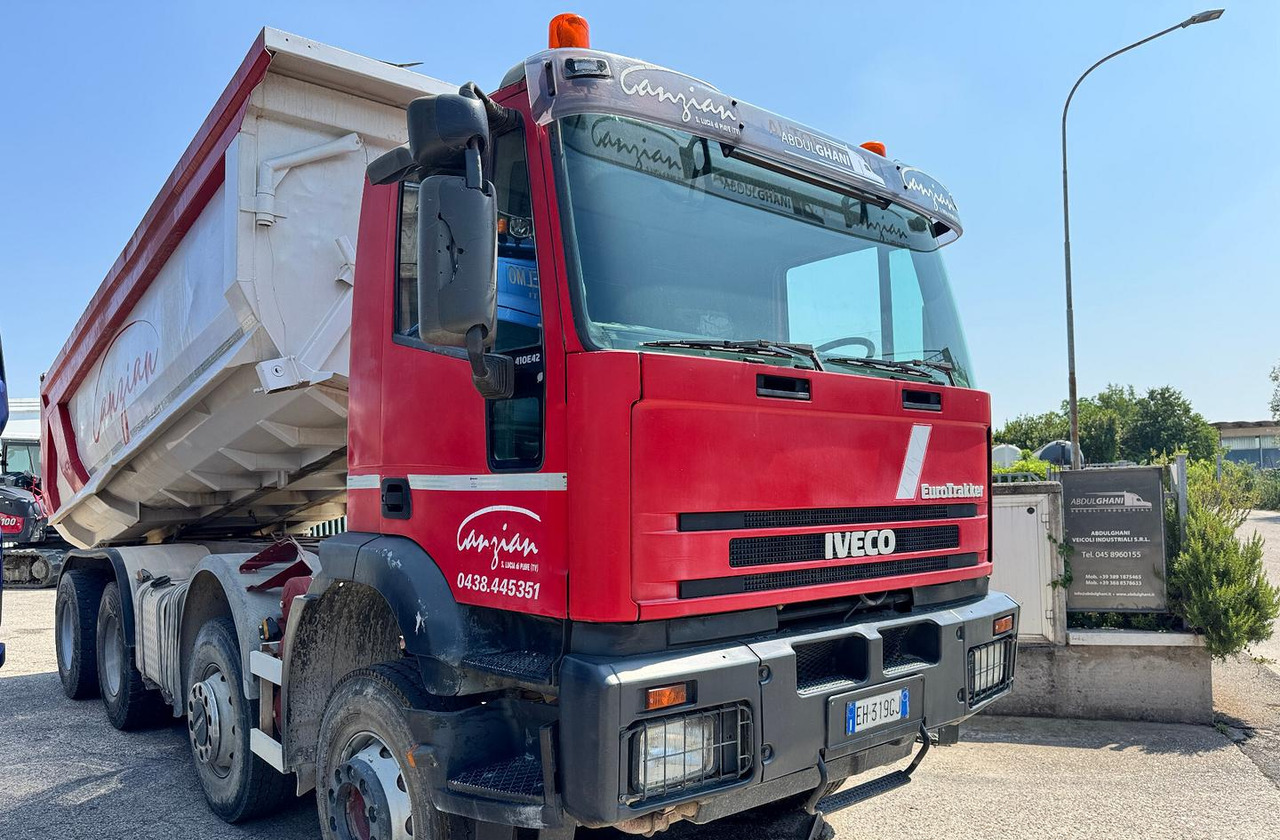 IVECO TRAKKER 420 - 8X4 - Istovarivač: slika 1 IVECO TRAKKER 420 - 8X4 - Istovarivač: slika 1