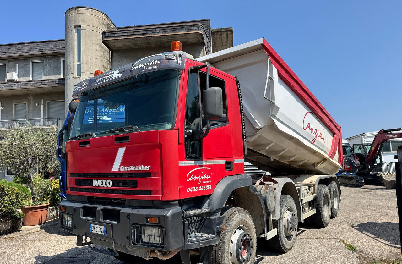 IVECO TRAKKER 420 - 8X4 - Istovarivač: slika 2 IVECO TRAKKER 420 - 8X4 - Istovarivač: slika 2