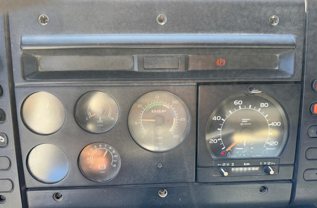 Ribaltabile DAF 85 CF 430 - anno 1999 - Istovarivač: slika 4 Ribaltabile DAF 85 CF 430 - anno 1999 - Istovarivač: slika 4