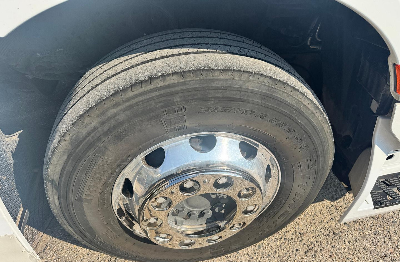 Tegljač Mercedes Benz Actros 1848 - 2020: slika 15 Tegljač Mercedes Benz Actros 1848 - 2020: slika 15