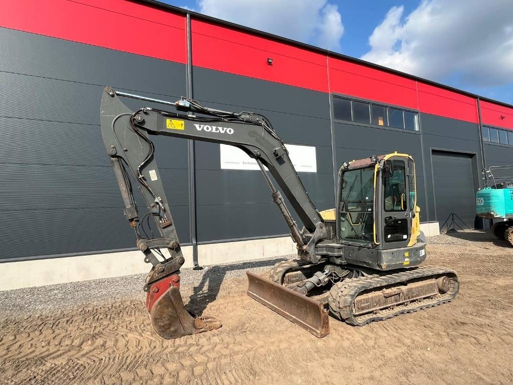 Volvo ECR 88 D - Mini bager: slika 1 Volvo ECR 88 D - Mini bager: slika 1