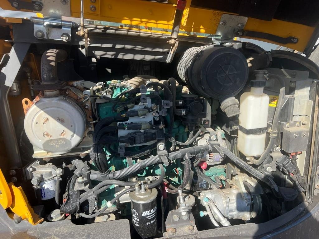 Lizing Volvo ECR 88 D  Volvo ECR 88 D: slika 11