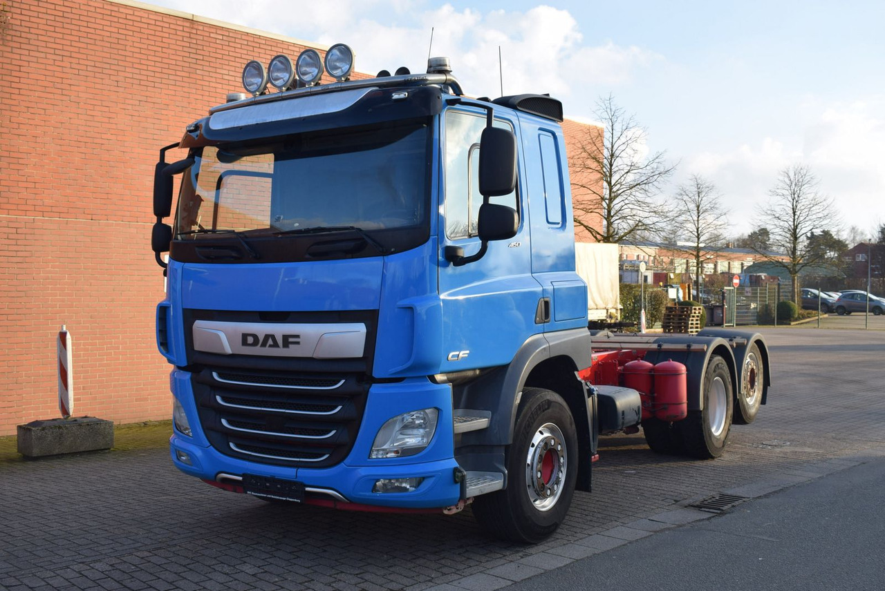 DAF CF 450 6x2 Fahrgestell Klima Navi Lift Retarder - Istovarivač: slika 1 DAF CF 450 6x2 Fahrgestell Klima Navi Lift Retarder - Istovarivač: slika 1