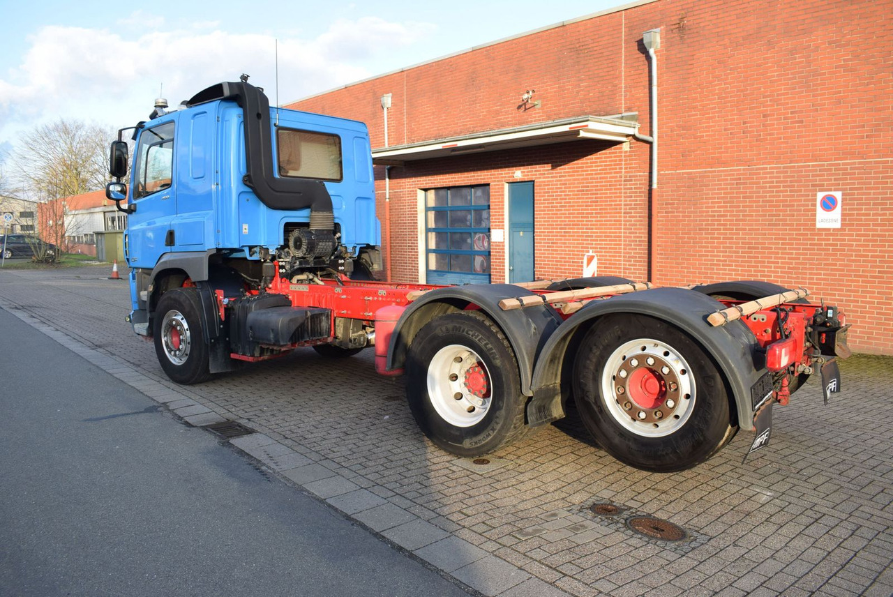 DAF CF 450 6x2 Fahrgestell Klima Navi Lift Retarder - Kamion sa golom šasijom i zatvorenom kabinom: slika 5 DAF CF 450 6x2 Fahrgestell Klima Navi Lift Retarder - Kamion sa golom šasijom i zatvorenom kabinom: slika 5