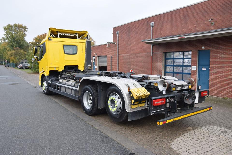 DAF  XG 450 Meiller RS21 Abroll ACC Navi Kamera EU6E - Kamion sa hidrauličnom kukom: slika 5 DAF  XG 450 Meiller RS21 Abroll ACC Navi Kamera EU6E - Kamion sa hidrauličnom kukom: slika 5