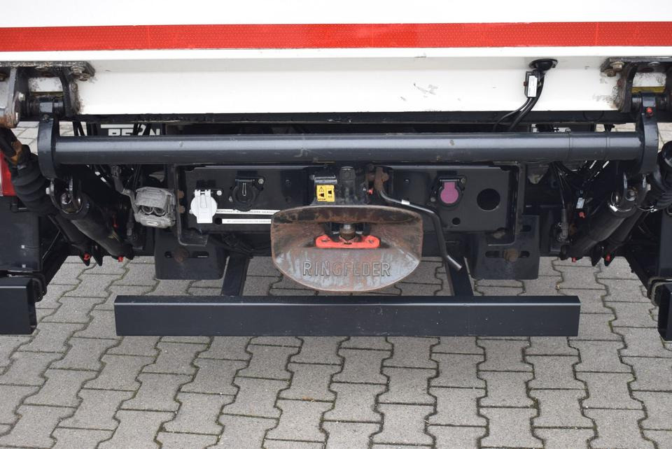 Kamion sa zatvorenim sandukom MAN TGL 8.220 Koffer LBW Klima EURO6 Luftfederung: slika 7 Kamion sa zatvorenim sandukom MAN TGL 8.220 Koffer LBW Klima EURO6 Luftfederung: slika 7