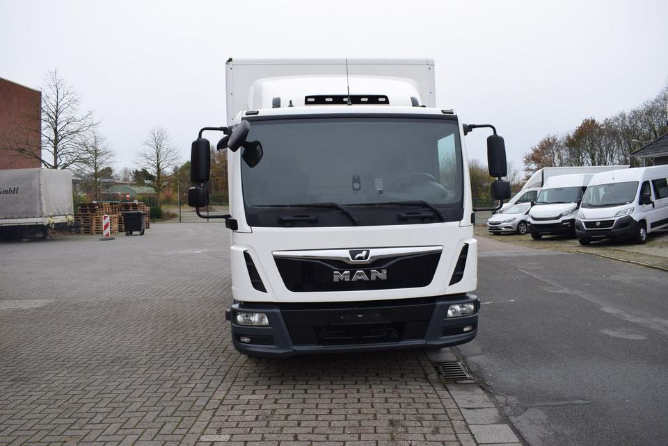 Kamion sa zatvorenim sandukom MAN TGL 8.220 Koffer LBW Klima EURO6 Luftfederung: slika 12 Kamion sa zatvorenim sandukom MAN TGL 8.220 Koffer LBW Klima EURO6 Luftfederung: slika 12