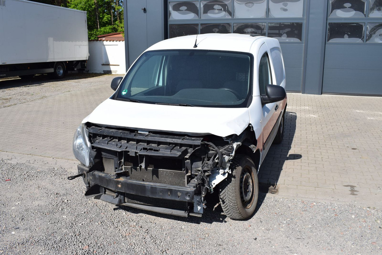 Mercedes-Benz Citan 109 CDI lang Klima AHK Regale UNFALL - Mali kombi: slika 3 Mercedes-Benz Citan 109 CDI lang Klima AHK Regale UNFALL - Mali kombi: slika 3
