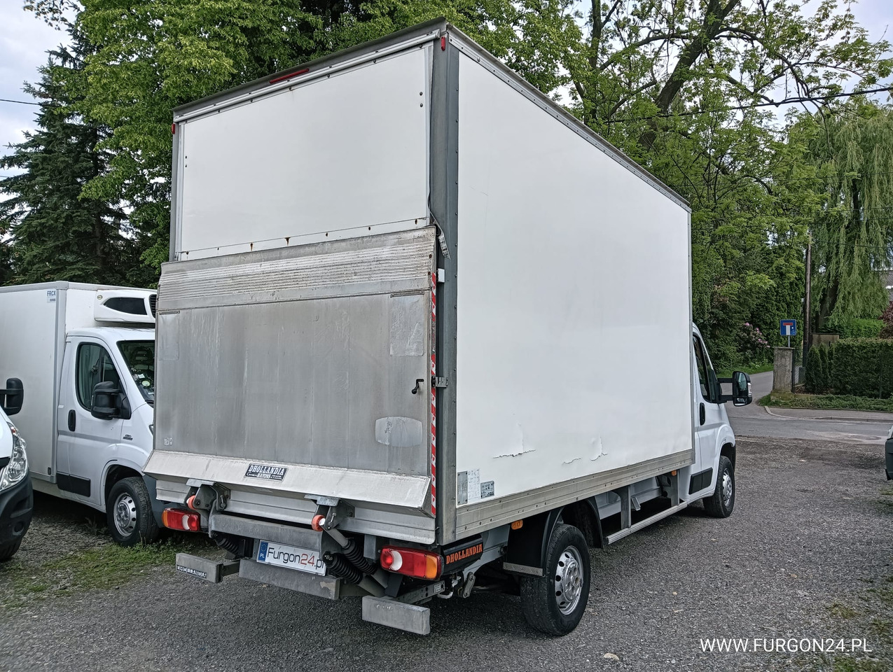 FIAT DUCATO KONTENER WINDA NR 886 - Dostavno vozilo sa zatvorenim sandukom: slika 4 FIAT DUCATO KONTENER WINDA NR 886 - Dostavno vozilo sa zatvorenim sandukom: slika 4