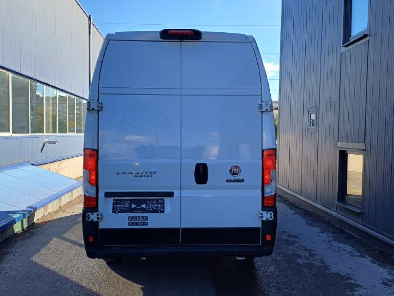 FIAT Ducato L4H3 Maxi - Furgon: slika 5 FIAT Ducato L4H3 Maxi - Furgon: slika 5