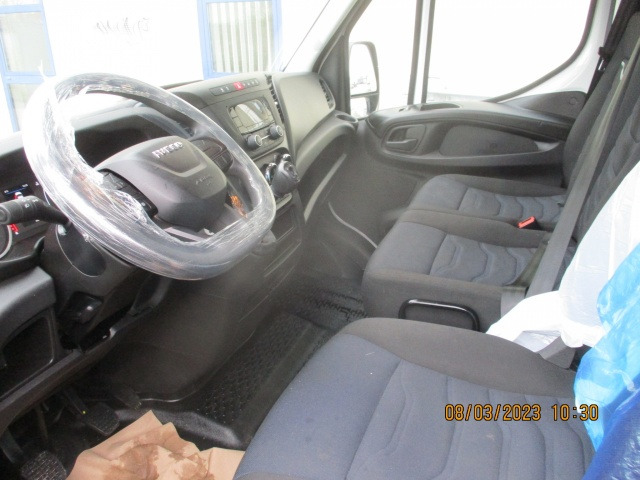 IVECO Daily 35S16V - Furgon: slika 5 IVECO Daily 35S16V - Furgon: slika 5