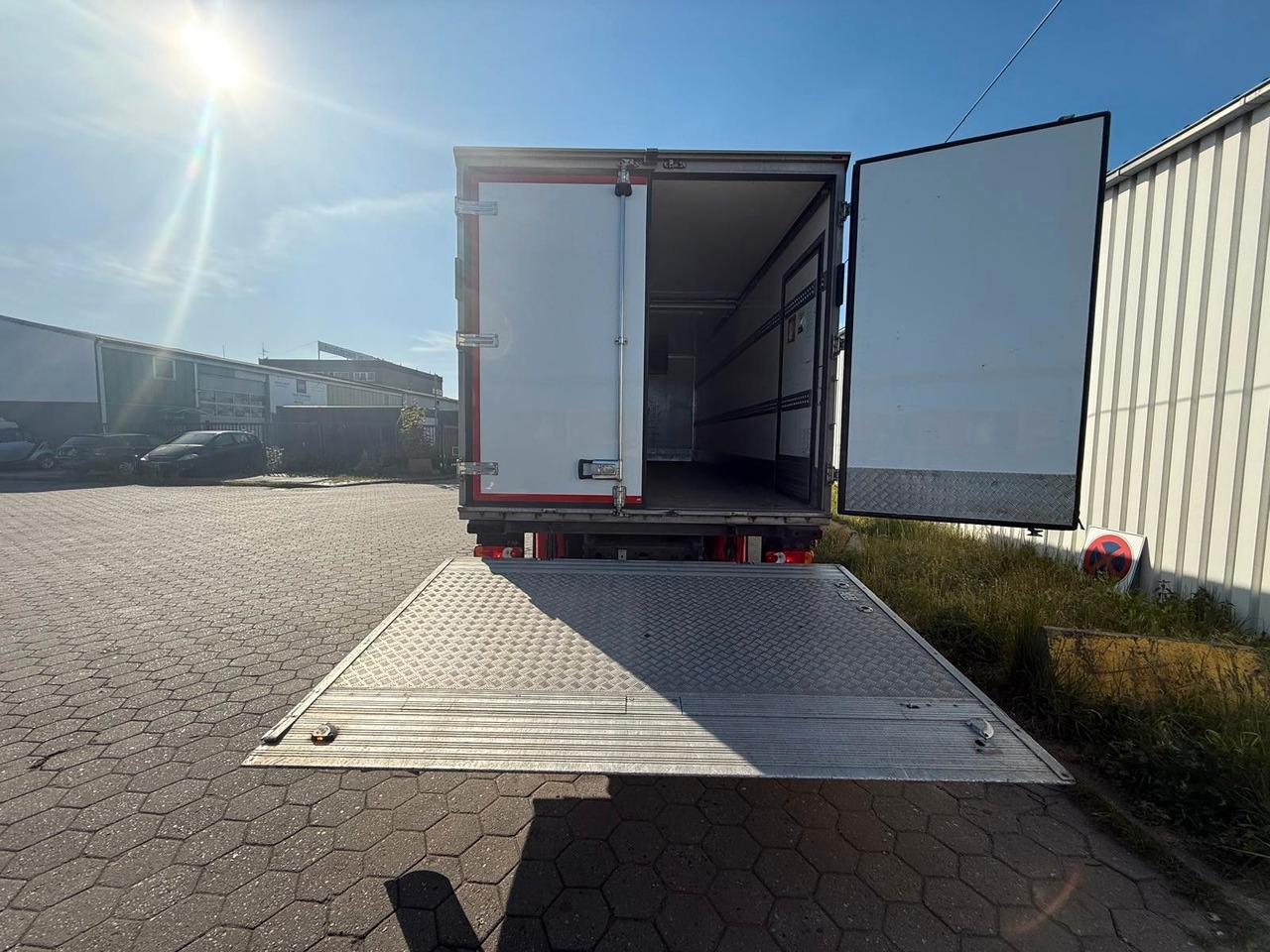Volvo FL 42 R 240 +Thermoking T-880R+Kamera - Hladnjača: slika 4 Volvo FL 42 R 240 +Thermoking T-880R+Kamera - Hladnjača: slika 4