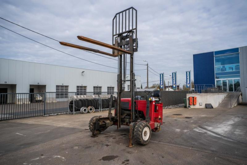 MOFFET M5 20.4 - Prenosni viljuškar: slika 2 MOFFET M5 20.4 - Prenosni viljuškar: slika 2