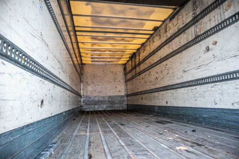 Renault MIDLUM 270 DXI - Kamion sa zatvorenim sandukom: slika 5 Renault MIDLUM 270 DXI - Kamion sa zatvorenim sandukom: slika 5