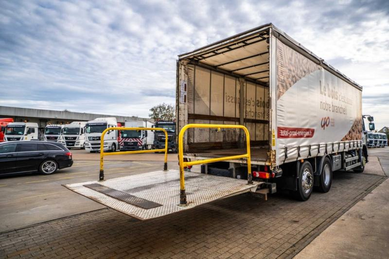 Kamion sa ceradom Renault PREMIUM 310 6X2 + Palfinger 2.5T: slika 7 Kamion sa ceradom Renault PREMIUM 310 6X2 + Palfinger 2.5T: slika 7