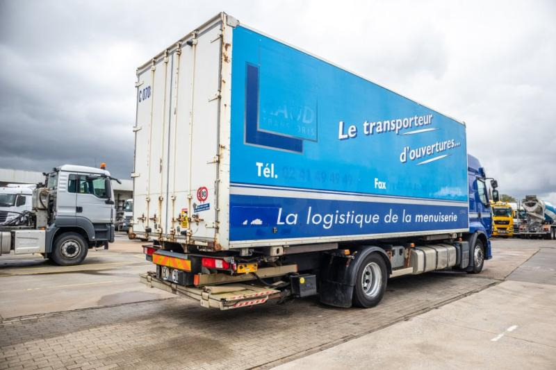 Renault PREMIUM 380DXI+INTARDER+DHOLLANDIA - Kamion za prevoz kontejnera/ Kamion sa promenjivim sandukom: slika 4 Renault PREMIUM 380DXI+INTARDER+DHOLLANDIA - Kamion za prevoz kontejnera/ Kamion sa promenjivim sandukom: slika 4
