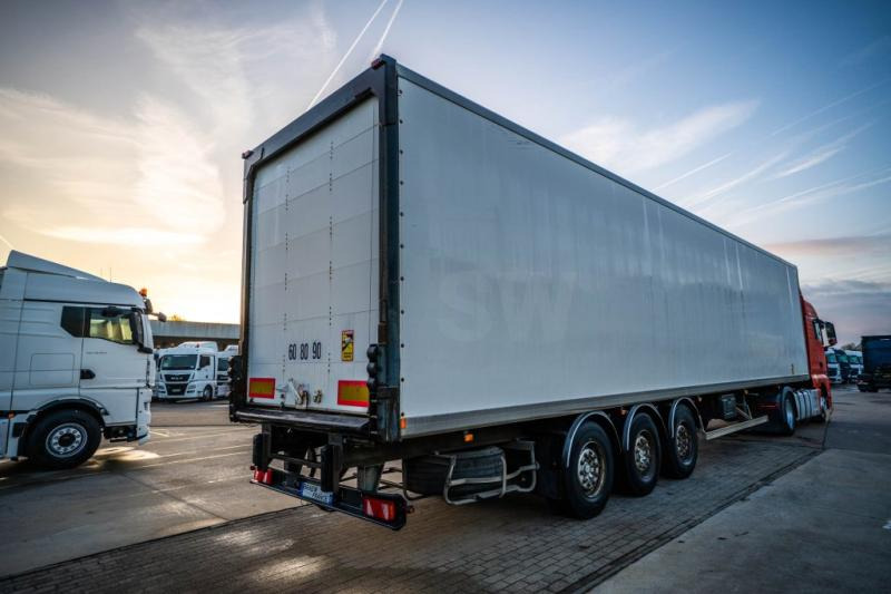 Samro S338D HPF+ PORTE FIT - Poluprikolica sa zatvorenim sandukom: slika 4 Samro S338D HPF+ PORTE FIT - Poluprikolica sa zatvorenim sandukom: slika 4