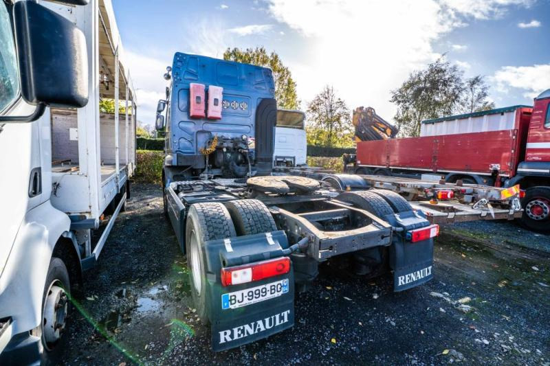 Renault PREMIUM 450 DXI+VOITH+ problème moteur - Tegljač: slika 3 Renault PREMIUM 450 DXI+VOITH+ problème moteur - Tegljač: slika 3