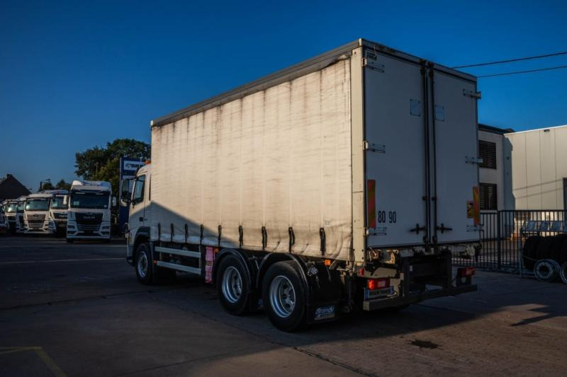 Volvo FM330-6X2+E5 (10pneus/tires) - Kamion sa ceradom: slika 4 Volvo FM330-6X2+E5 (10pneus/tires) - Kamion sa ceradom: slika 4