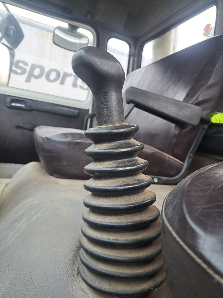 RENAULT  - Kamion sa tovarnim sandukom: slika 5 RENAULT  - Kamion sa tovarnim sandukom: slika 5