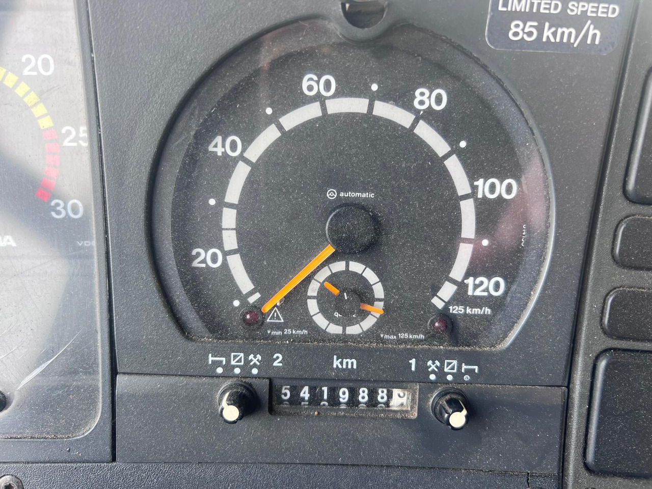 SCANIA - Kamion sa ceradom: slika 4 SCANIA - Kamion sa ceradom: slika 4