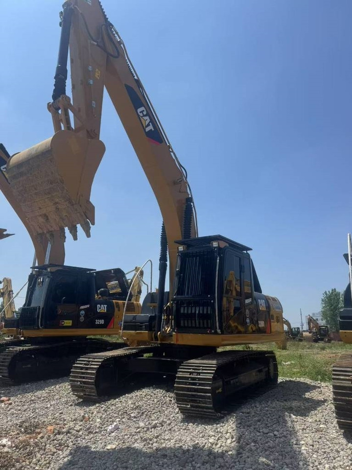 CAT 320D2 - Bager guseničar: slika 2 CAT 320D2 - Bager guseničar: slika 2