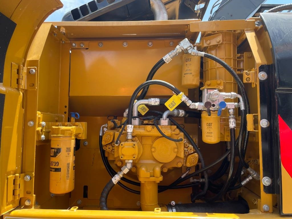 CAT 323D2  - Bager guseničar: slika 5 CAT 323D2  - Bager guseničar: slika 5