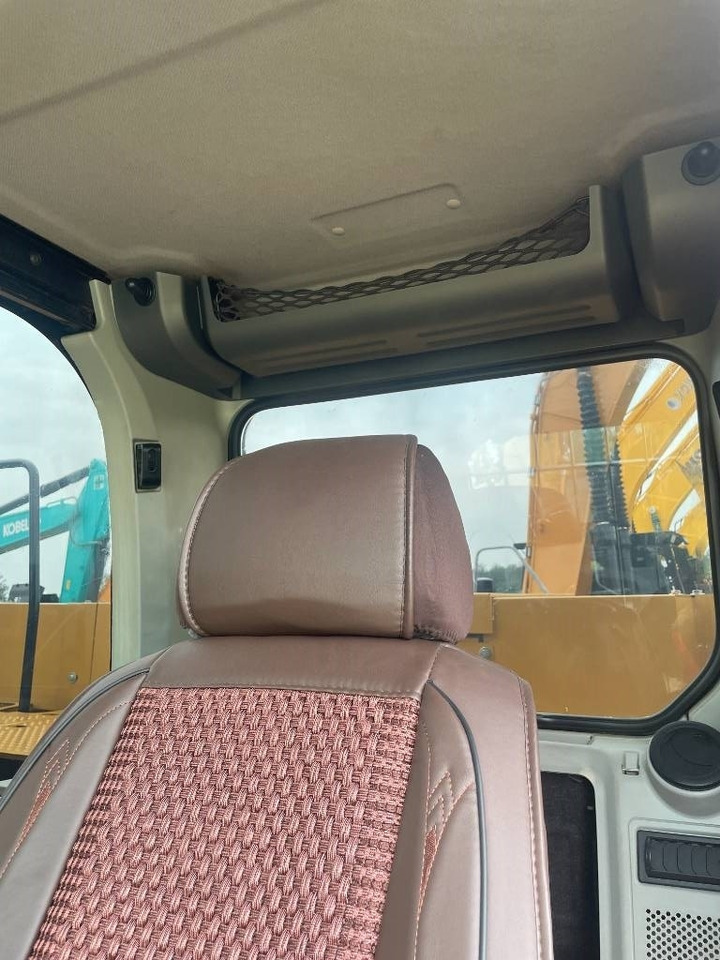 Bager guseničar CAT 330GC: slika 7