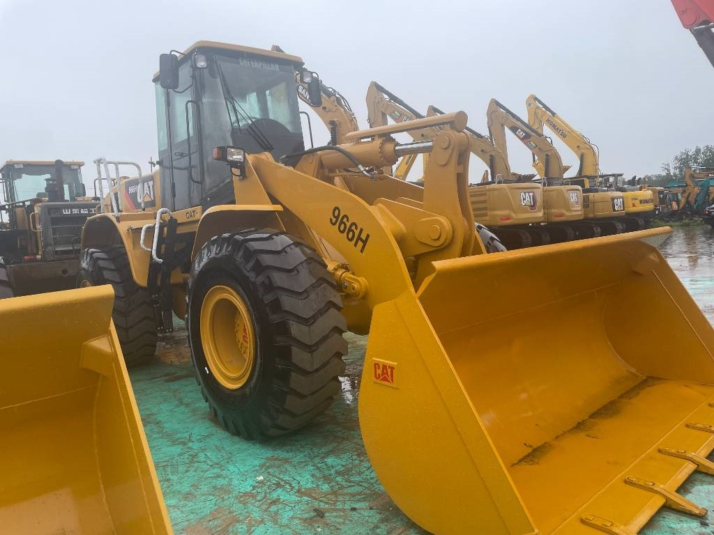 CAT 966 H  - Utovarivač točkaš: slika 1 CAT 966 H  - Utovarivač točkaš: slika 1