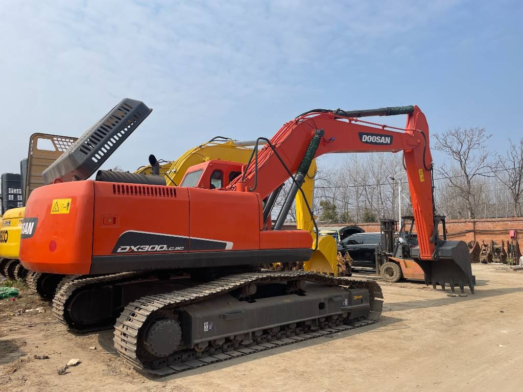 Doosan DX 300 - Bager guseničar: slika 1 Doosan DX 300 - Bager guseničar: slika 1