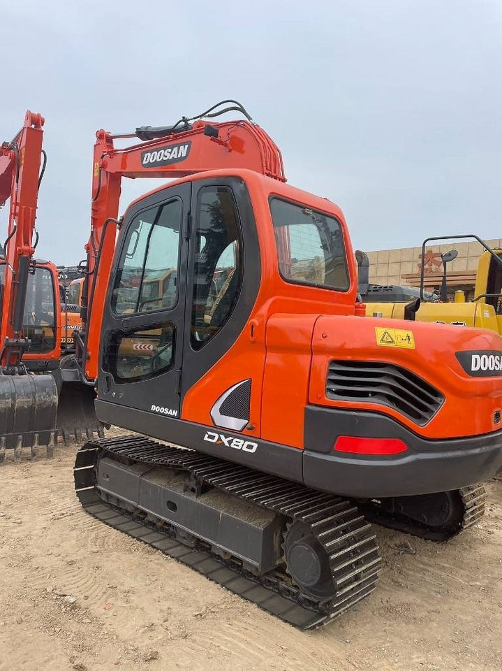 Doosan DX80 - Mini bager: slika 1 Doosan DX80 - Mini bager: slika 1