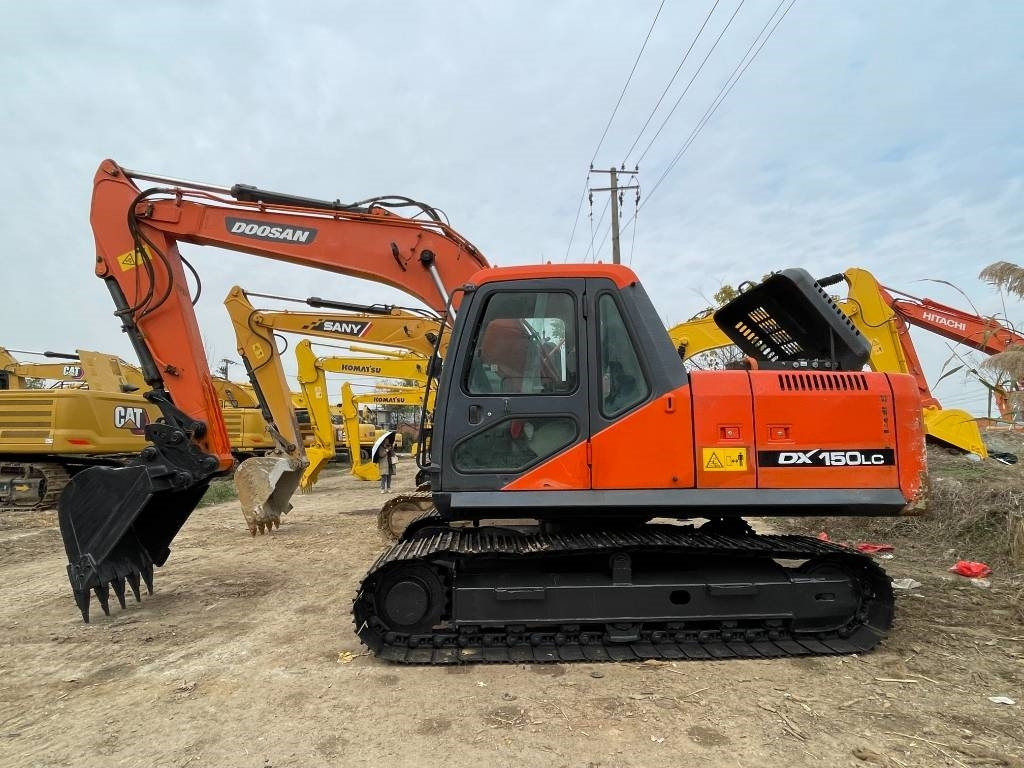 Doosan dx150 - Bager guseničar: slika 3 Doosan dx150 - Bager guseničar: slika 3
