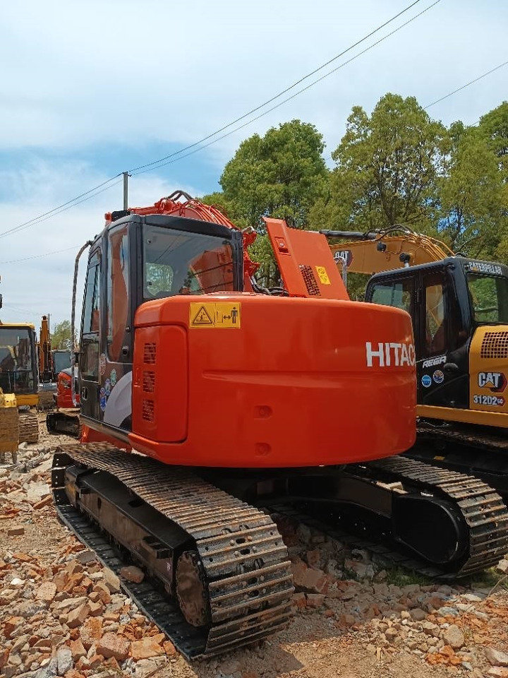 Hitachi ZX 135 U-5 - Bager guseničar: slika 3 Hitachi ZX 135 U-5 - Bager guseničar: slika 3