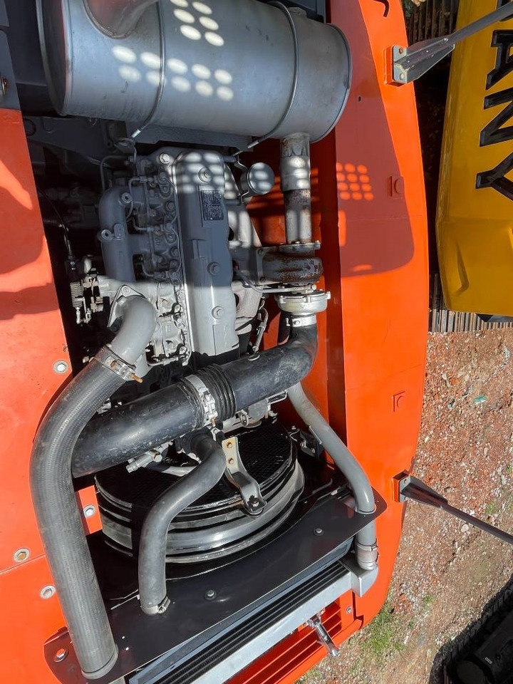 Hitachi ZX 200 - Bager guseničar: slika 4 Hitachi ZX 200 - Bager guseničar: slika 4