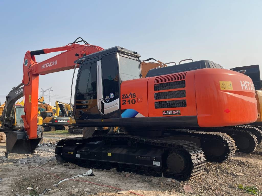 Bager guseničar Hitachi ZX 210: slika 1