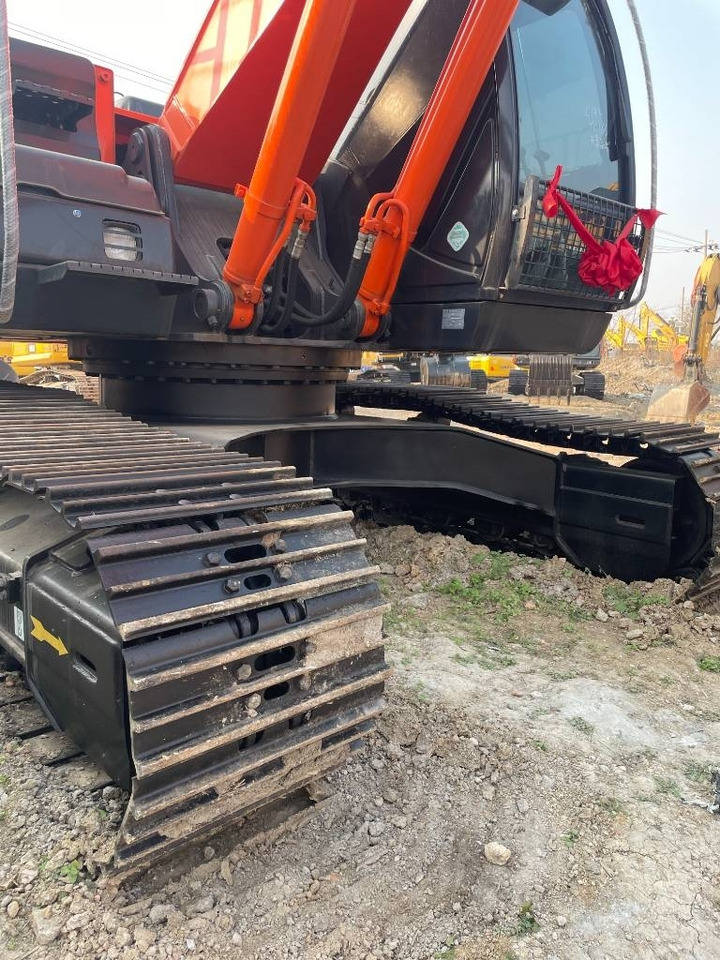 Hitachi ZX 210 - Bager guseničar: slika 5 Hitachi ZX 210 - Bager guseničar: slika 5