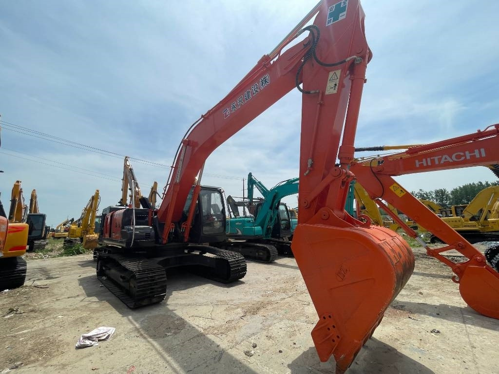 Hitachi ZX 240 - Bager guseničar: slika 4 Hitachi ZX 240 - Bager guseničar: slika 4