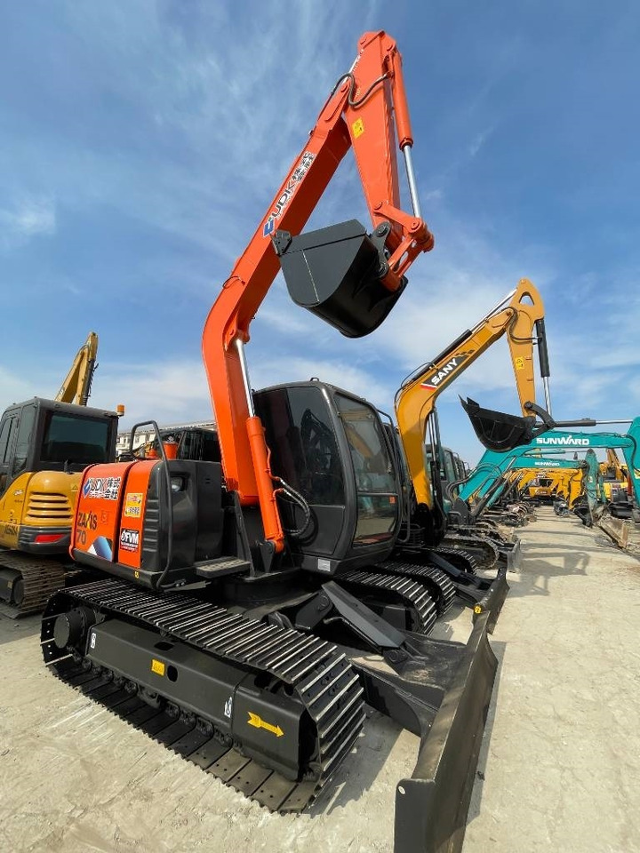 Hitachi ZX 70 - Mini bager: slika 3 Hitachi ZX 70 - Mini bager: slika 3