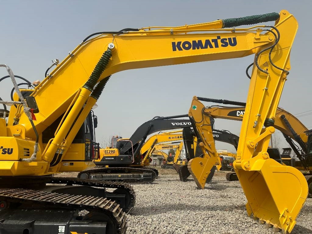 Komatsu PC 240 - Bager guseničar: slika 2 Komatsu PC 240 - Bager guseničar: slika 2