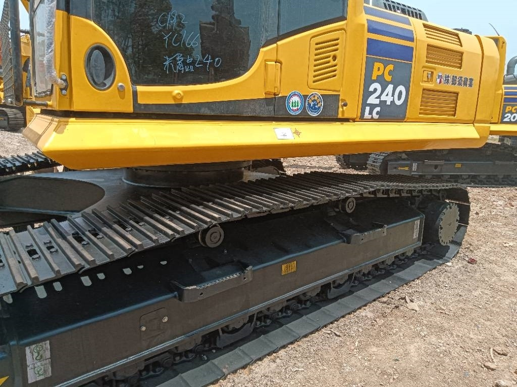Komatsu PC 240 - Bager guseničar: slika 2 Komatsu PC 240 - Bager guseničar: slika 2